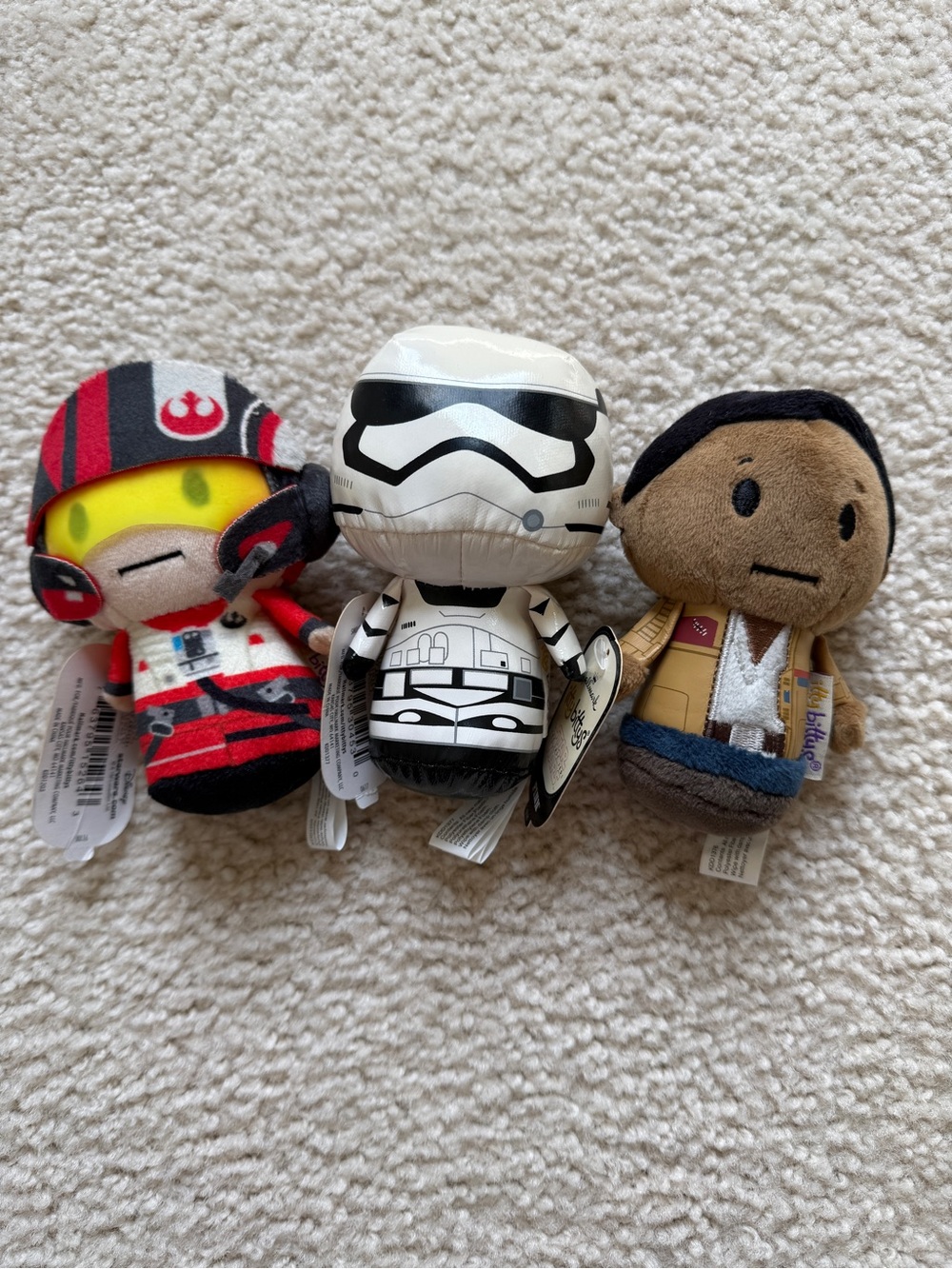 Hallmark itty bitty Star Wars Plush Trio - Poe, storm trooper, Finn
